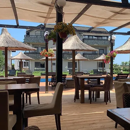 Greenstone Land - 3*