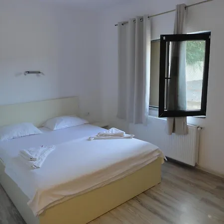Guest house Greenstone Land - Corbu