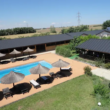 Greenstone Land - 코르부